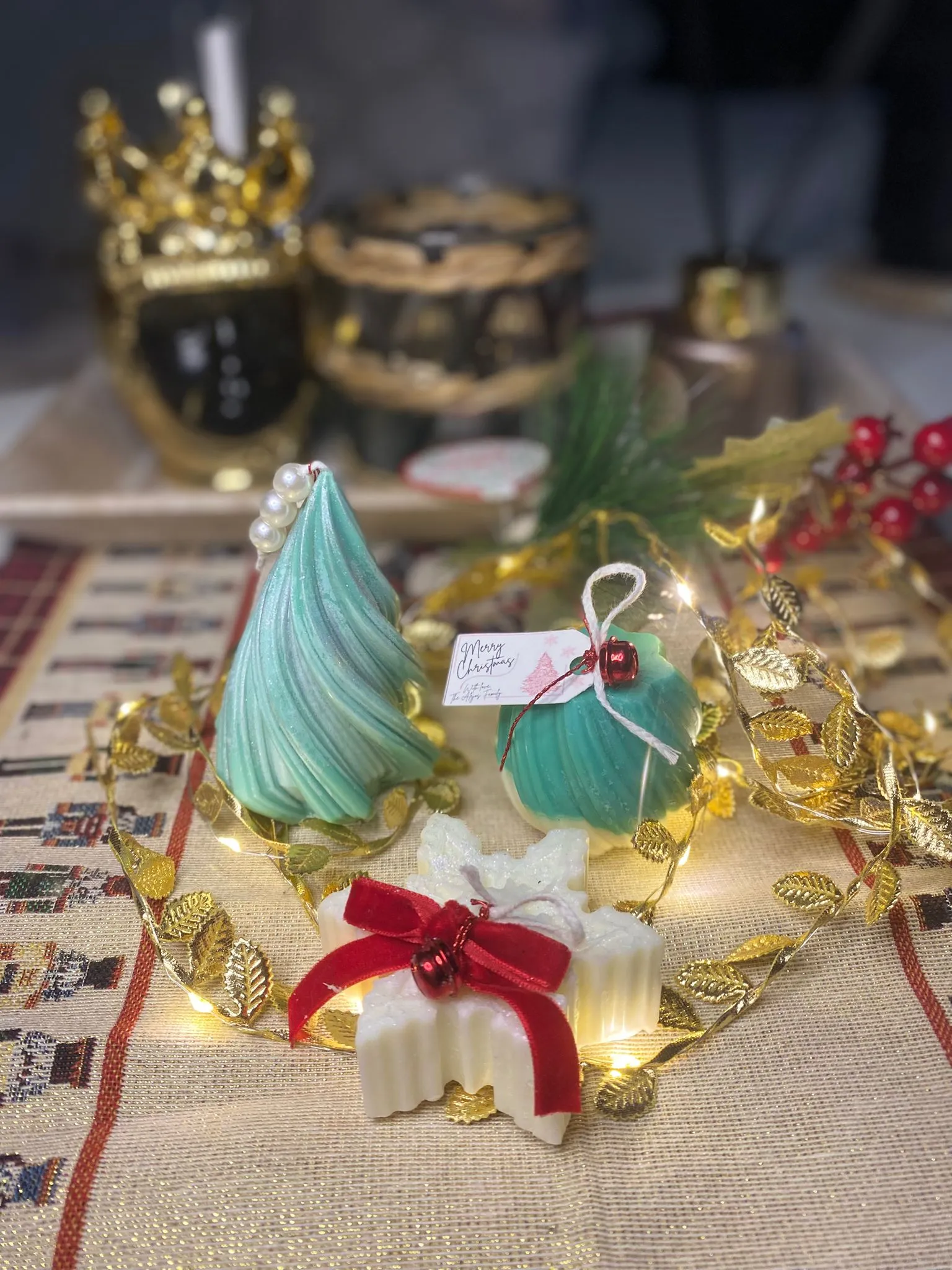 Trilogia Festiva – Magia di Natale in Tre Profumi 🎄✨